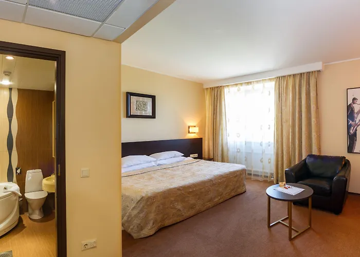 מלון Rocca Al Mare 4*