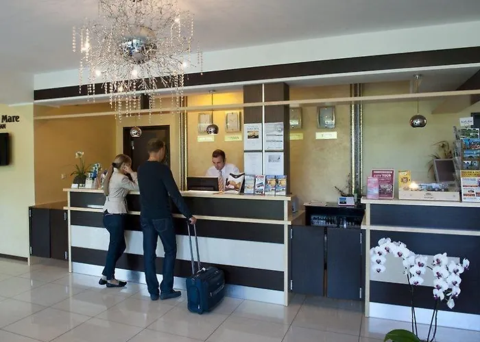 מלון Rocca Al Mare 4*