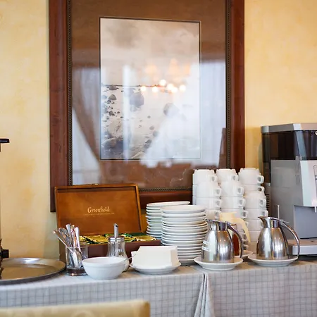 ホテル ロッカ アル マーレ 4*